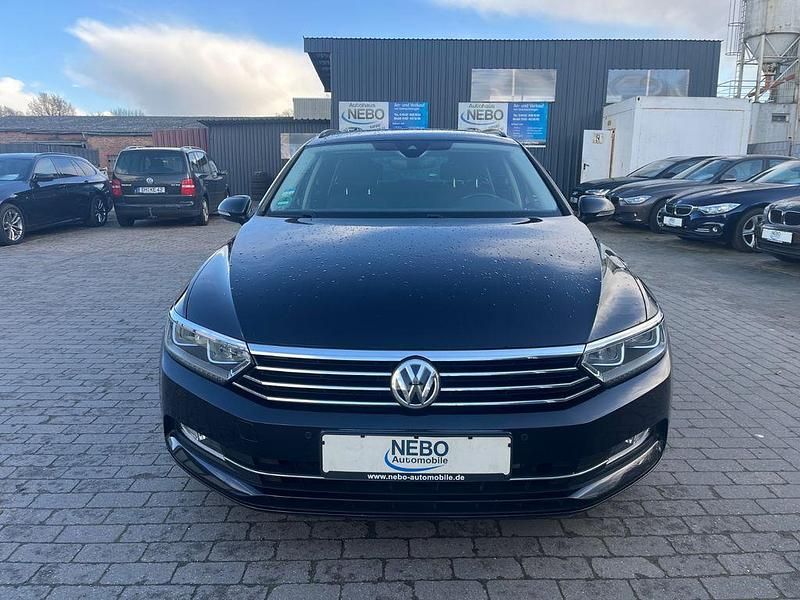 Gebraucht VW Passat Comfortline 150 PS (110 kW) 2016 Schwarz Kombi