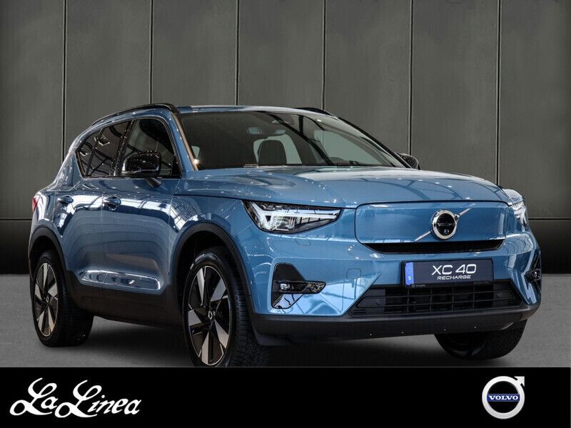 Blau Gebraucht 2025 Volvo EX40 Single Motor SUV | 55.340 € (Fairer Preis) - Bild 1/3