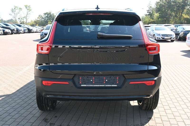 Gebraucht Volvo XC40 Plus 197 PS (144 kW) 2025 Schwarz SUV