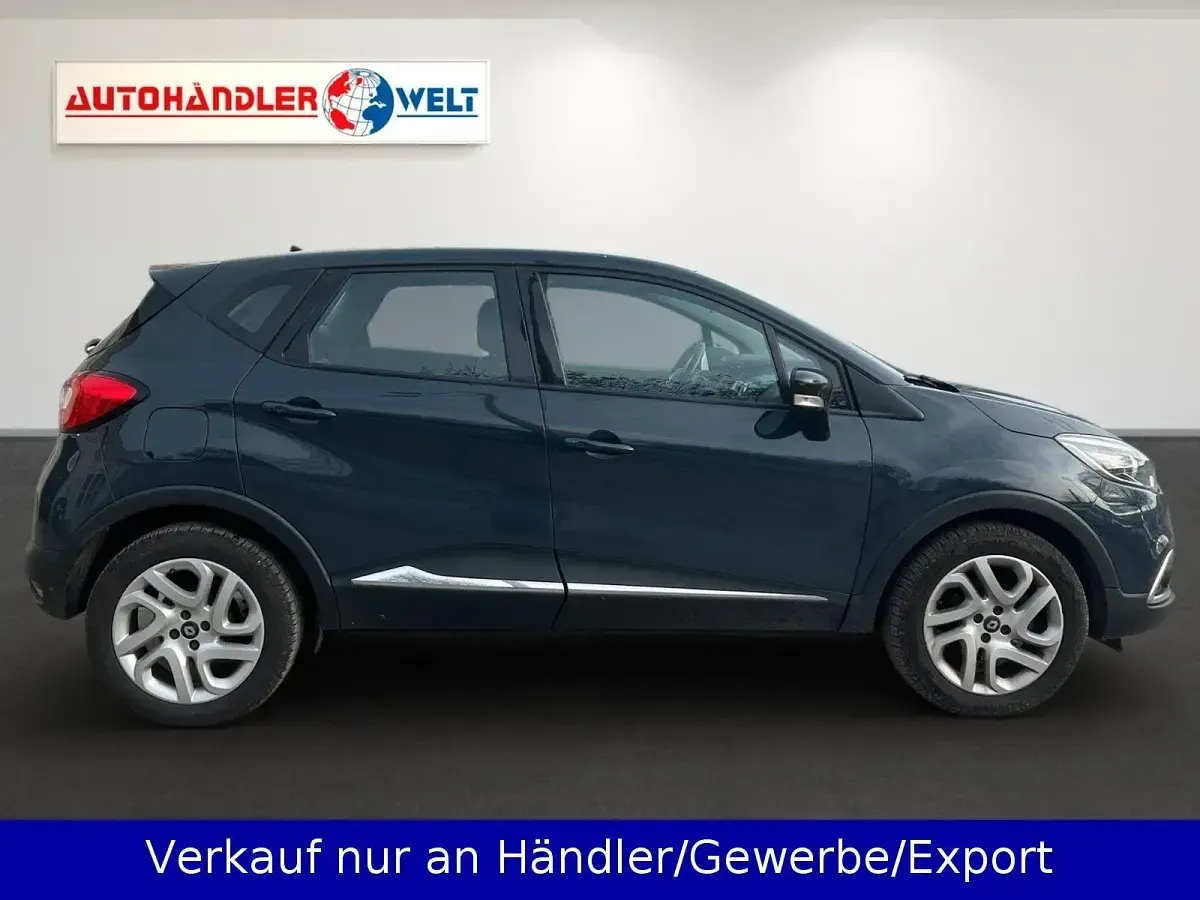Używany Renault Captur Intens 110 KM (80 kW) 2017 Niebieski SUV