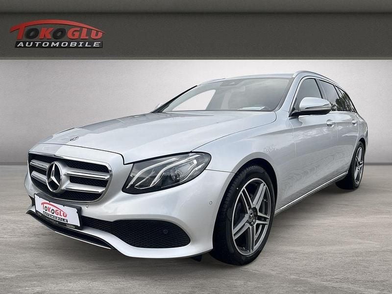 Gebraucht Mercedes E220 194 PS (142 kW) 2018 Silber Kombi
