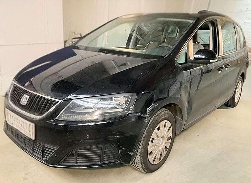 Deep black perleffekt Gebraucht 2011 Seat Alhambra Reference Van / Kleinbus | 4.450 € (Superpreis) - Bild 1/4