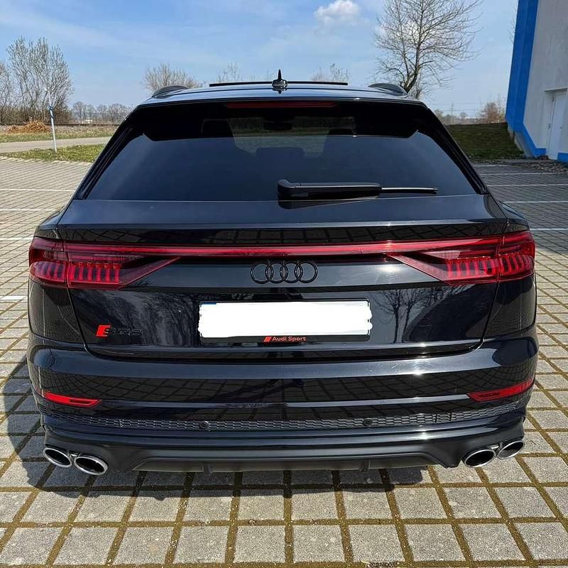 Gebraucht Audi SQ8 Ambiente 435 PS (319 kW) 2020 Schwarz SUV