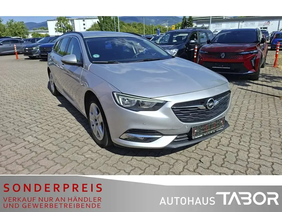 Gebraucht Opel Insignia Edition 136 PS (100 kW) 2017 Silber Kombi