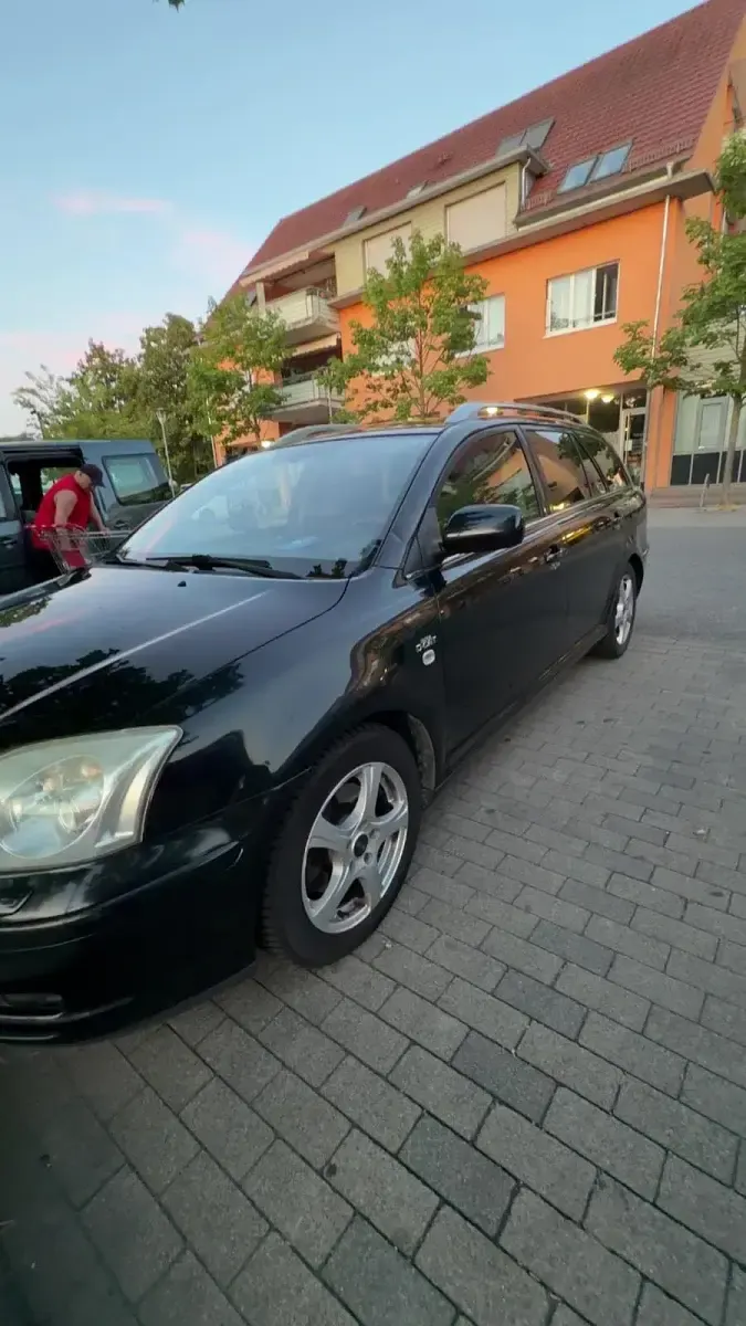 Gebraucht Toyota Avensis 177 PS (130 kW) 2006 Schwarz Kombi