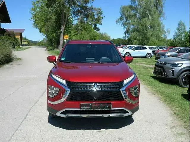 Gebraucht Mitsubishi Eclipse Cross Intro Edition 188 PS (138 kW) 2021 Dynamic rot met. SUV
