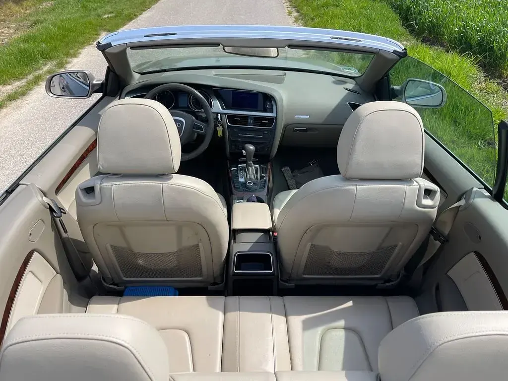 Gebraucht Audi A5 Cabriolet 160 PS (117 kW) 2010 Beige Cabrio