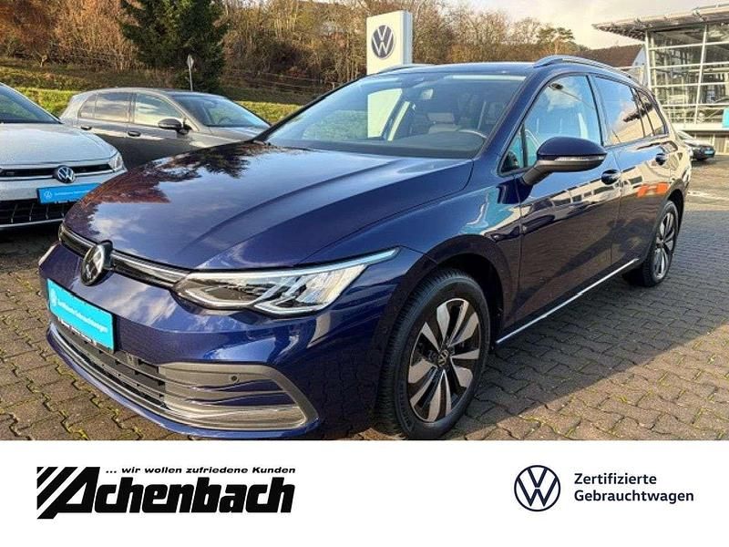 Gebraucht VW Golf VIII Move 131 PS (96 kW) 2024 Atlantik blue Kombi