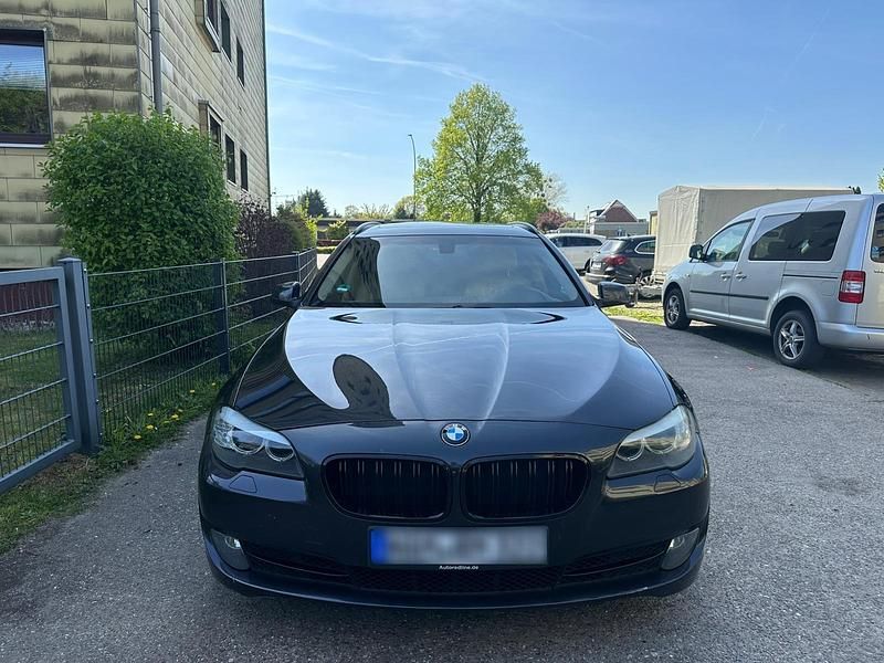 Second-hand BMW 520 184 CP (135 kW) 2012 Gri Break