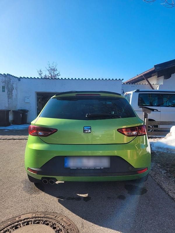Gebraucht Seat Leon FR 150 PS (110 kW) 2016 Grün Kleinwagen