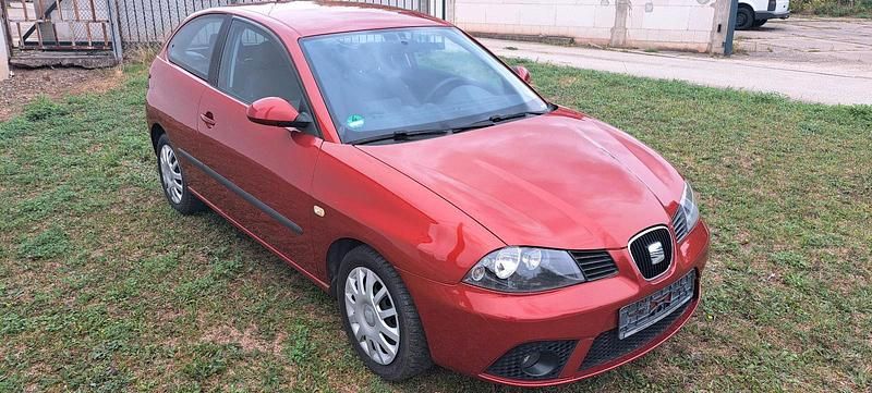 Rot Gebraucht 2007 Seat Ibiza Kleinwagen | 2.700 € (Fairer Preis) - Bild 1/4