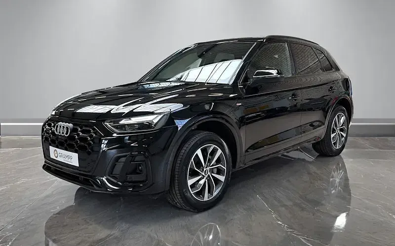 Gebraucht Audi Q5 Ambiente 286 PS (210 kW) 2022 Mythosschwarz metallic SUV
