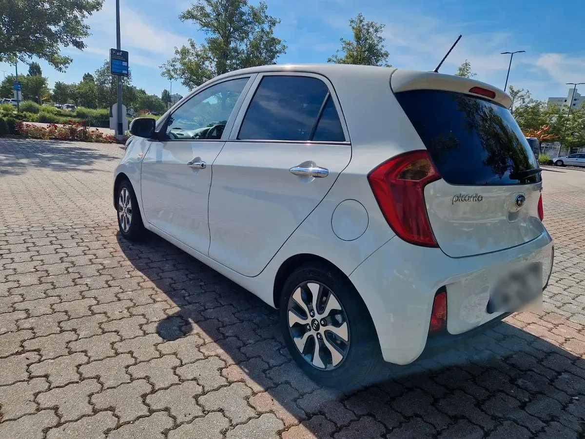 Gebraucht Kia Picanto 86 PS (63 kW) 2016 Weiß Kleinwagen