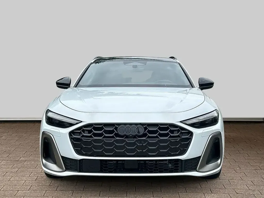 Gebraucht Audi A5 Sport 299 PS (219 kW) 2025 Weiß Kombi