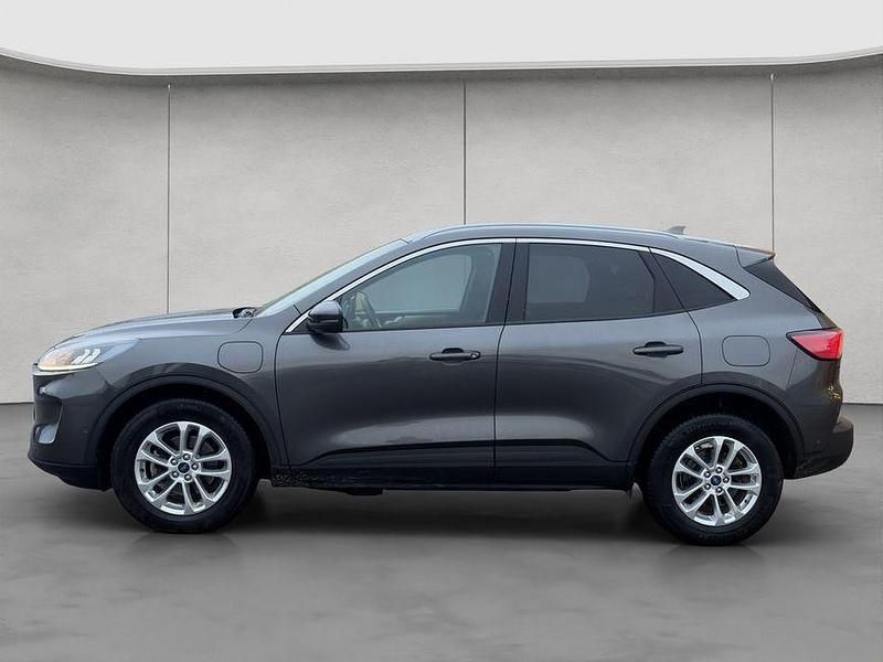 Używany Ford Kuga Titanium 152 KM (111 kW) 2022 Szary SUV