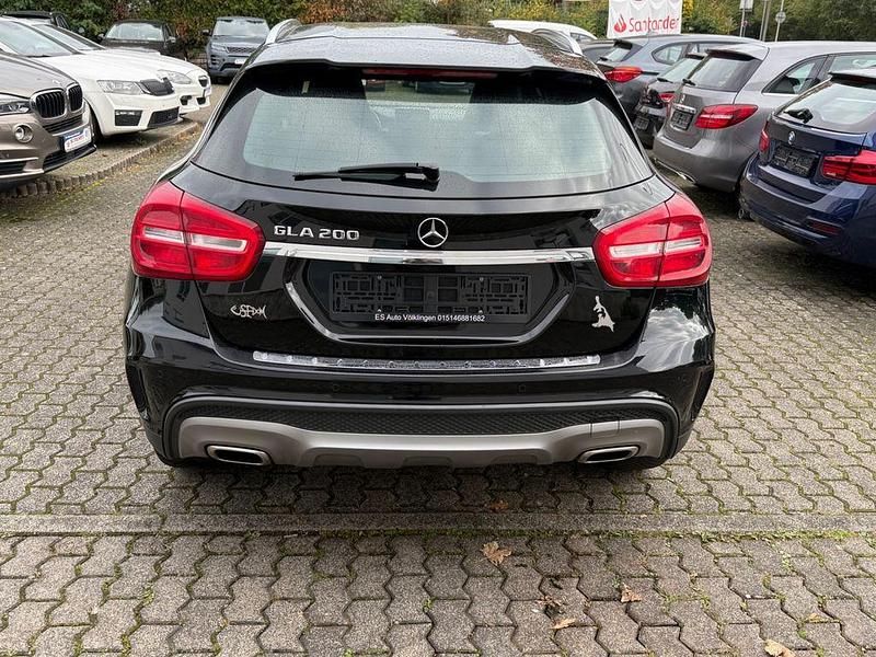 Gebraucht Mercedes GLA200 AMG line 156 PS (114 kW) 2015 Schwarz SUV