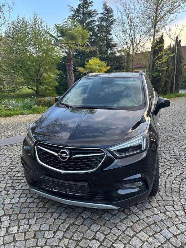 Schwarz Gebraucht 2017 Opel Mokka X Color Innovation SUV | 13.900 € (Fairer Preis) - Bild 1/4