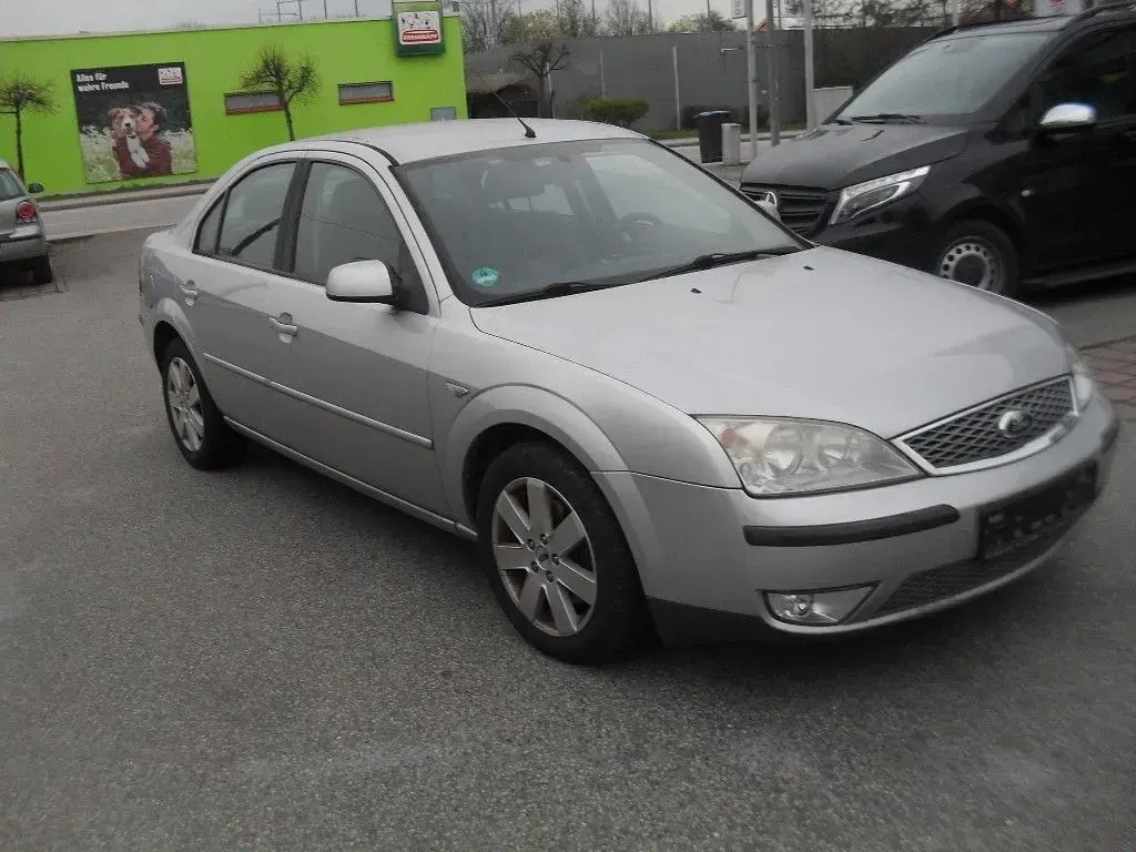 Gebraucht Ford Mondeo Trend 145 PS (106 kW) 2007 Silber Limousine