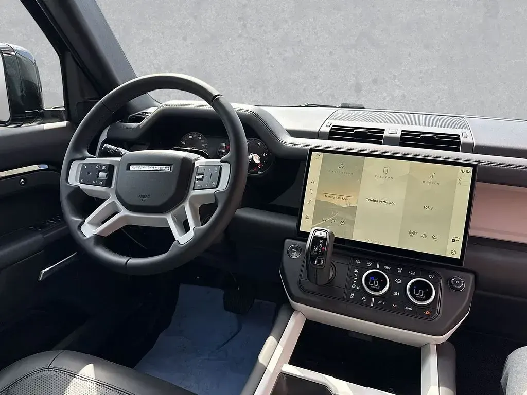Gebraucht Land Rover Defender SE 250 PS (183 kW) 2026 Santorini black SUV