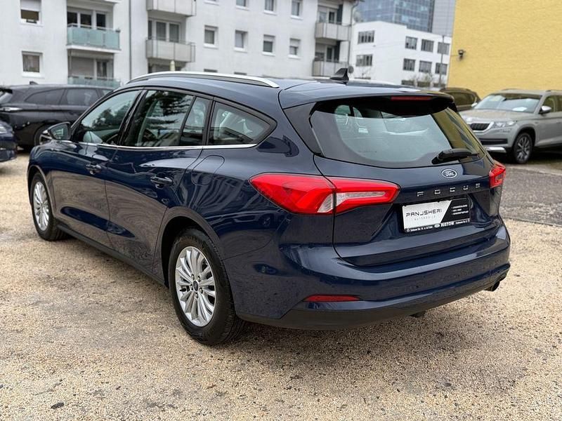 Gebraucht Ford Focus Titanium 150 PS (110 kW) 2020 Blau Limousine