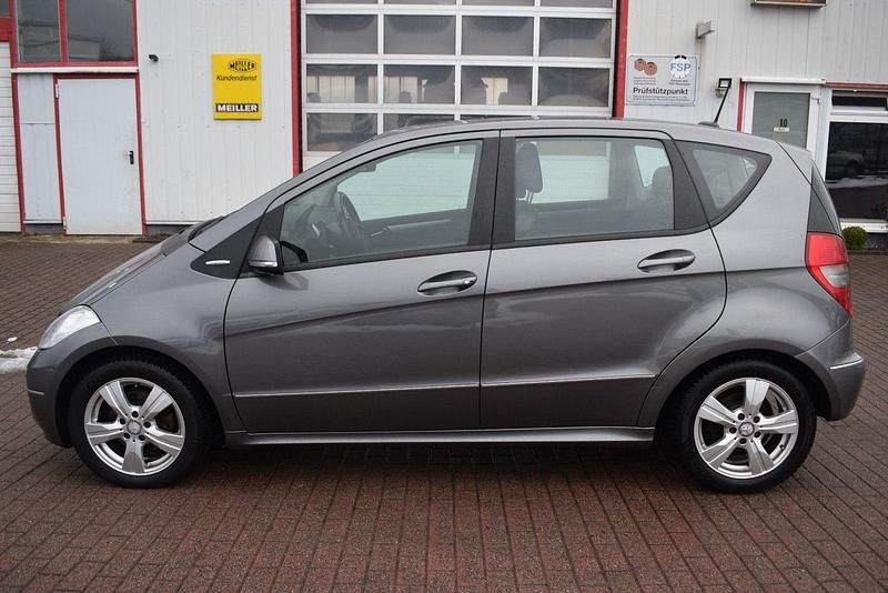 Gebraucht Mercedes A200 Elegance 136 PS (100 kW) 2009 Grau Kombi