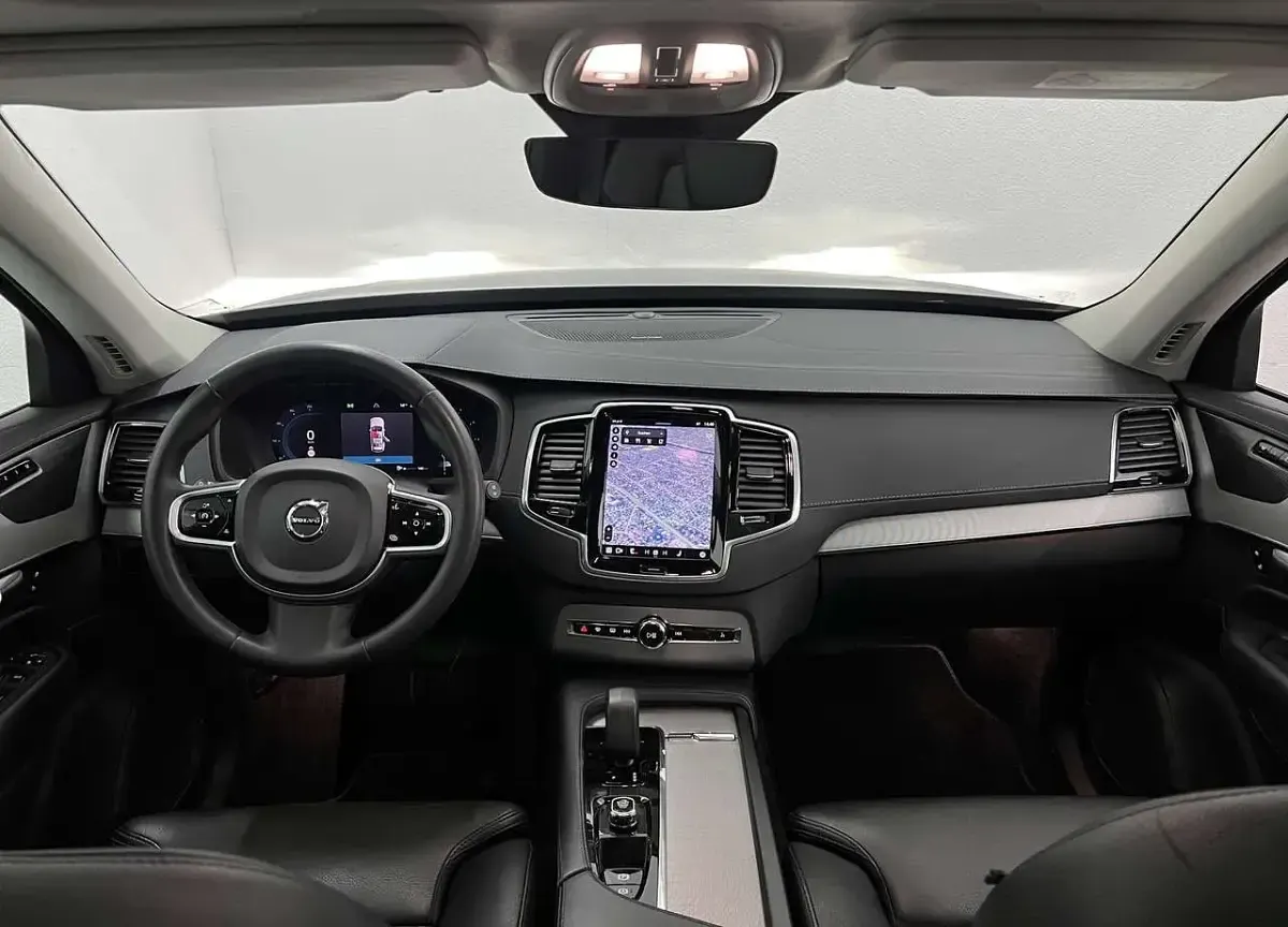 Gebraucht Volvo XC90 Plus 392 PS (288 kW) 2022 Birch light (metallic) SUV