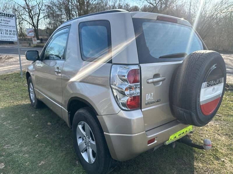 Gebraucht Suzuki Grand Vitara Club 106 PS (77 kW) 2008 Grau SUV