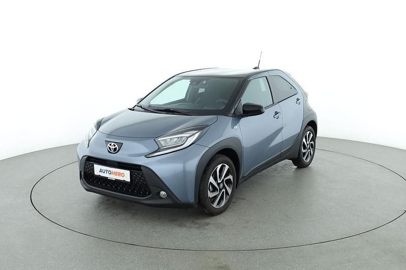 Grau Gebraucht 2024 Toyota Aygo Pulse Kleinwagen | 14.940 € (Guter Preis) - Bild 1/3