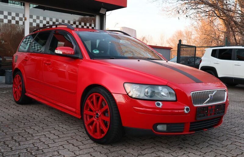 Rot Gebraucht 2007 Volvo V50 Kombi | 2.999 € (Superpreis) - Bild 1/4