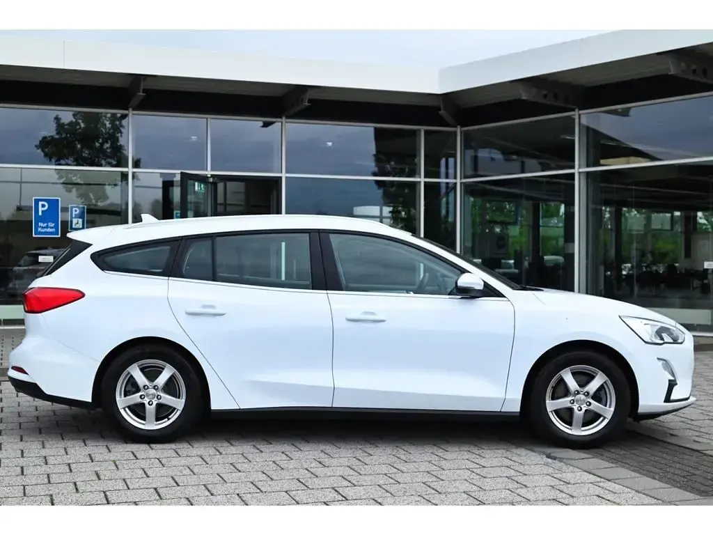 Gebraucht Ford Focus Sport 125 PS (91 kW) 2019 Frostweiß Kombi