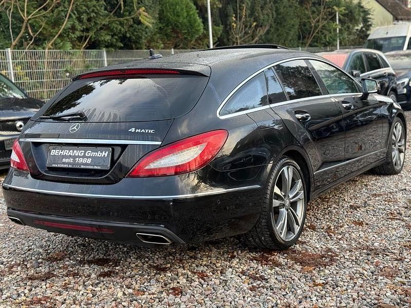Gebraucht Mercedes CLS250 Shooting Brake 204 PS (150 kW) 2015 Schwarz Kombi