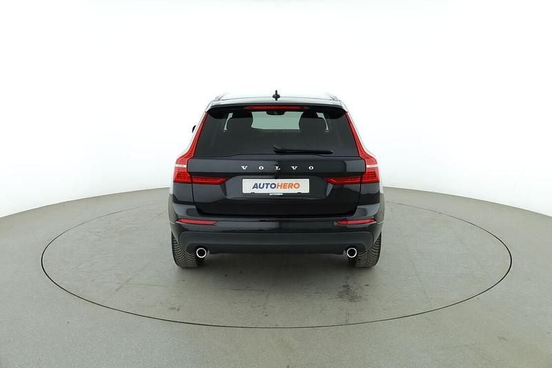Gebraucht Volvo XC60 Momentum 235 PS (172 kW) 2019 Schwarz SUV