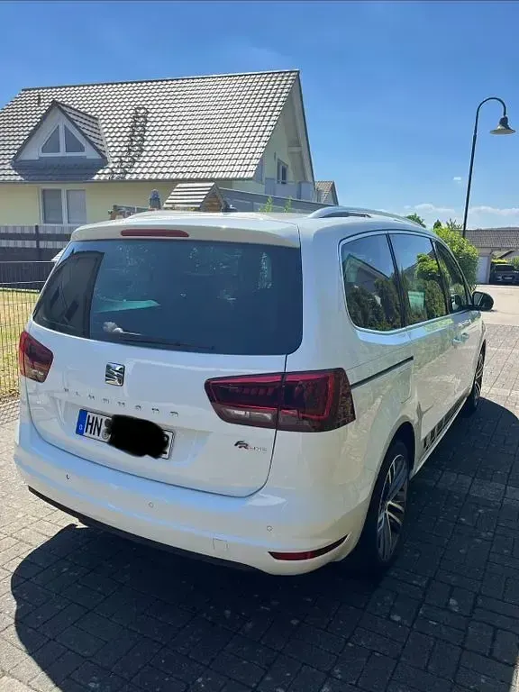 Gebraucht Seat Alhambra FR-Line 184 PS (135 kW) 2017 Weiß Van / Kleinbus
