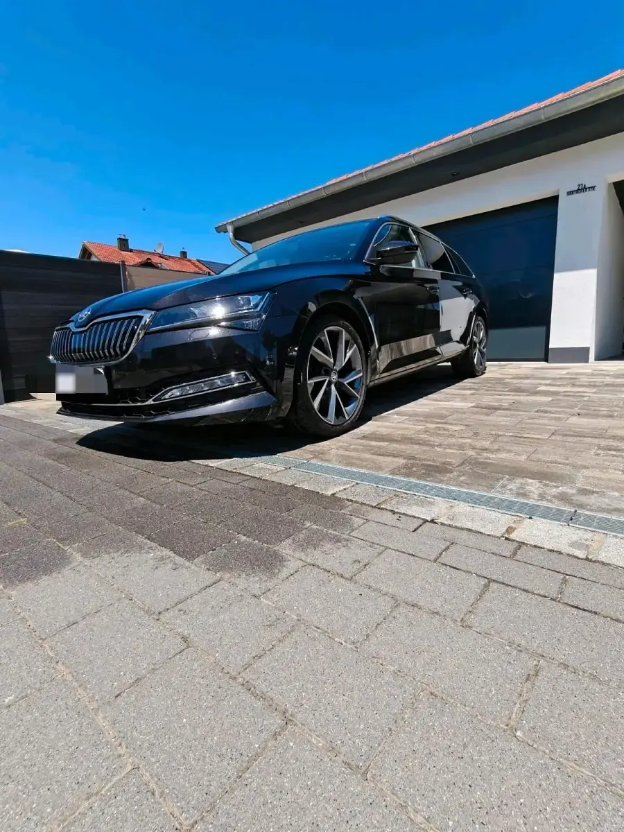 Gebraucht Skoda Superb Style 272 PS (200 kW) 2019 Schwarz Kombi