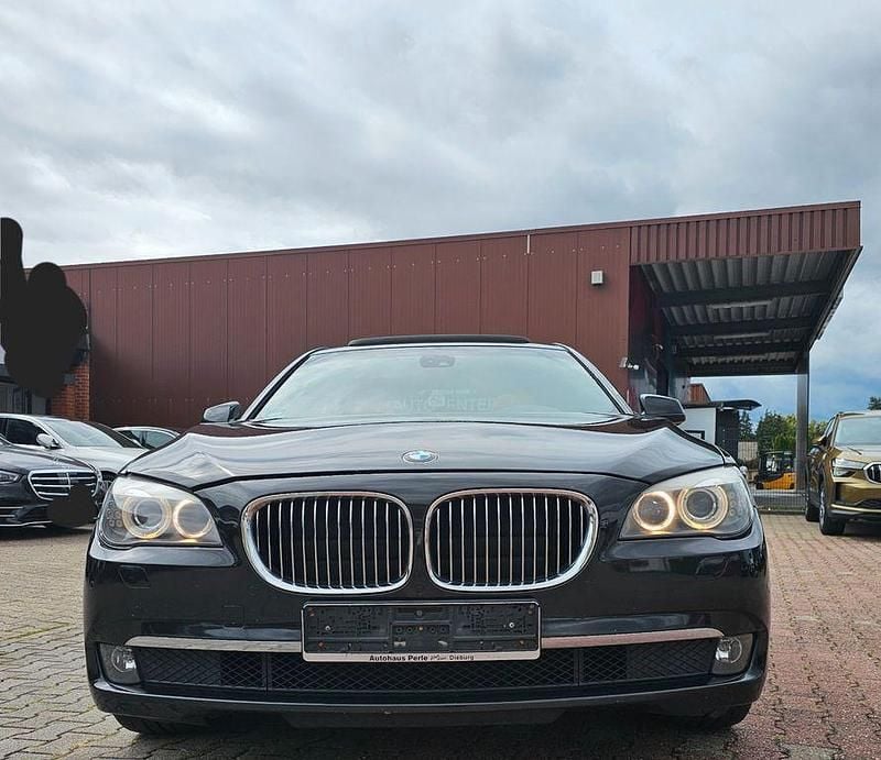 Schwarz Gebraucht 2011 BMW 730 Limousine | 14.500 € (Guter Preis) - Bild 1/4