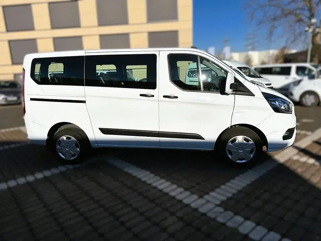 Gebraucht Ford Transit Custom 105 PS (77 kW) 2020 Weiß Van / Kleinbus