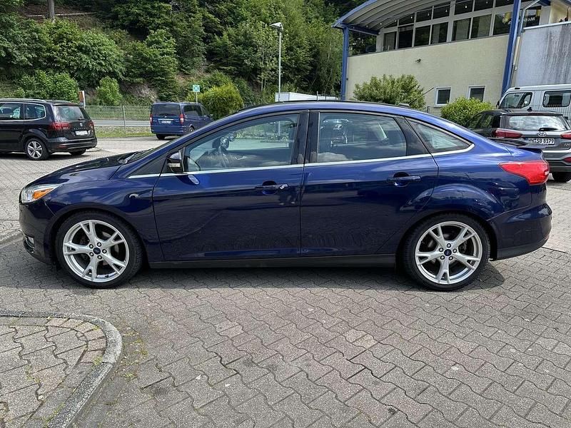 Gebraucht 2016 Ford Focus Titanium Limousine | 6.600 € (Superpreis) - Bild 1/4