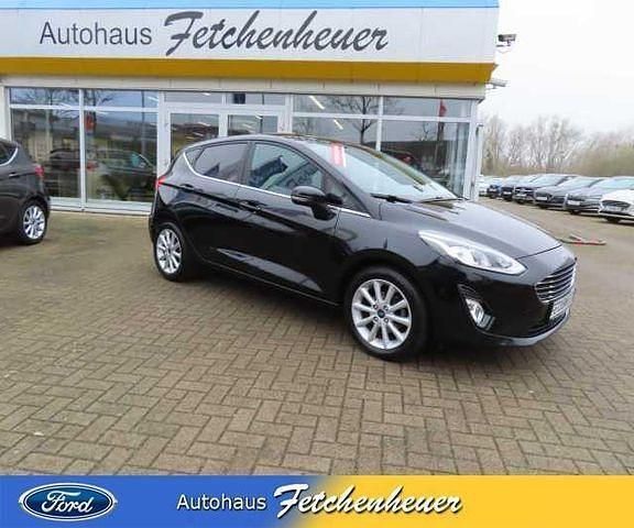 Obsidianschwarz Gebraucht 2020 Ford Fiesta Titanium Kleinwagen | 13.490 € (Fairer Preis) - Bild 1/4