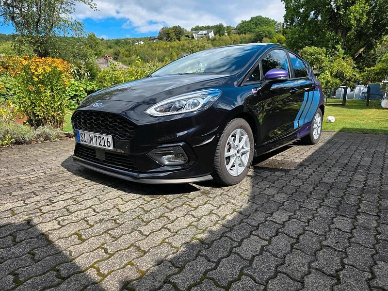 Schwarz Gebraucht 2020 Ford Fiesta ST-Line Kleinwagen | 16.749 € (Etwas zu teuer) - Bild 1/4