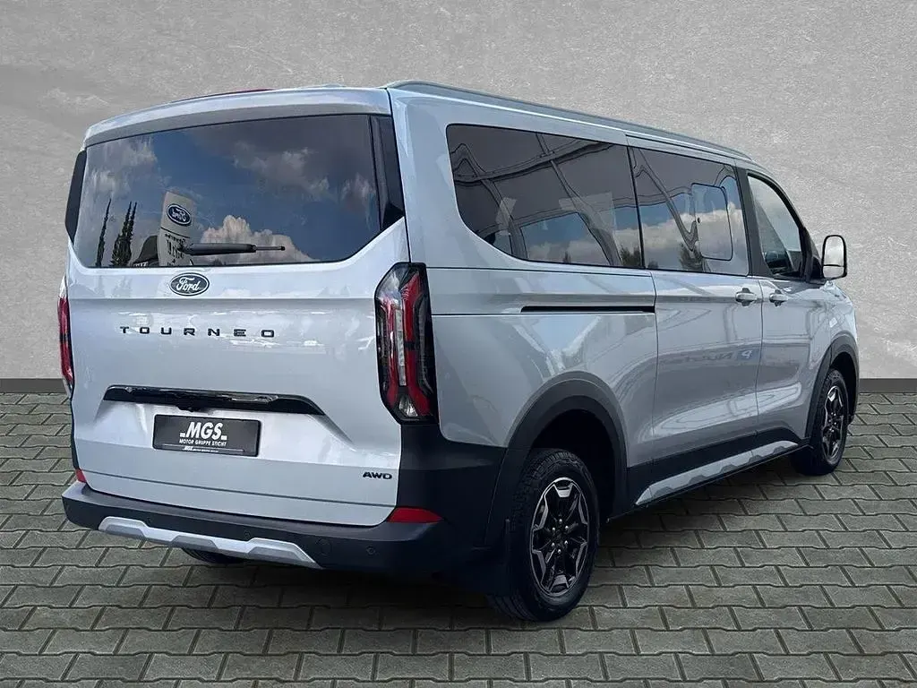 Neu Ford Tourneo Active 170 PS (125 kW) 2026 Silber Van / Kleinbus