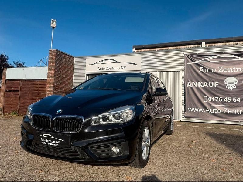 Schwarz Gebraucht 2017 BMW 218 Active Tourer Advantage Van / Kleinbus | 15.470 € (Fairer Preis) - Bild 1/4