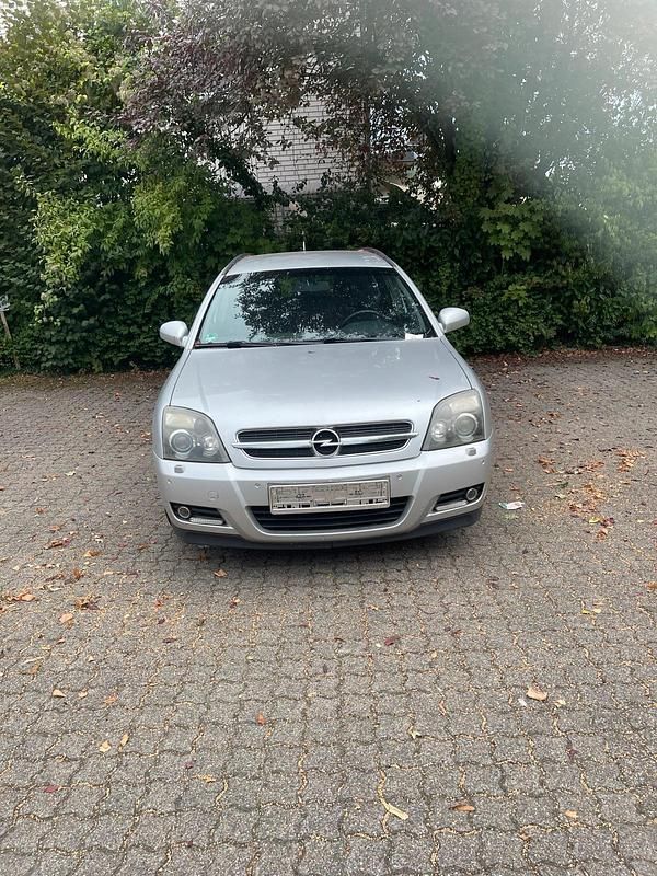 Silber Gebraucht 2005 Opel Vectra Eco Limousine | 950 € (Guter Preis) - Bild 1/4