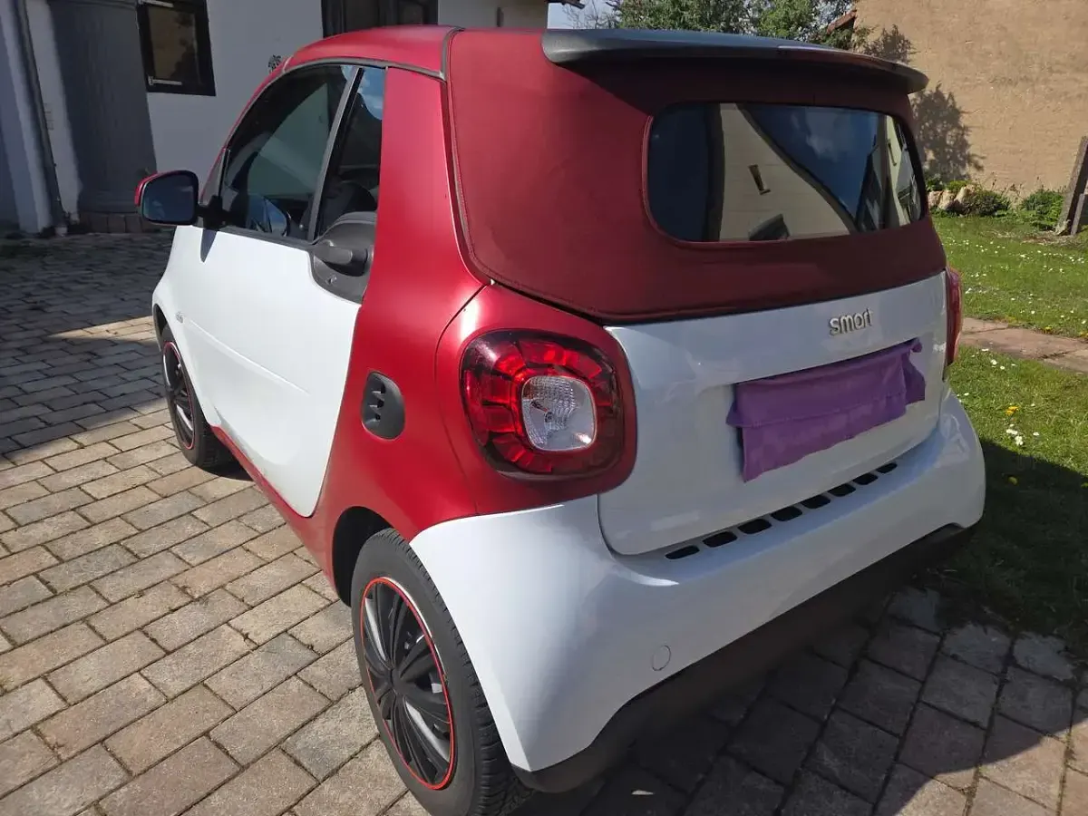 Gebraucht Smart ForTwo Cabrio Prime 90 PS (66 kW) 2017 Weiß Cabrio