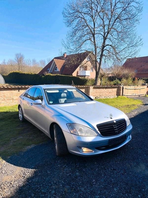 Gebraucht Mercedes S320 265 PS (194 kW) 2007 Silber Limousine