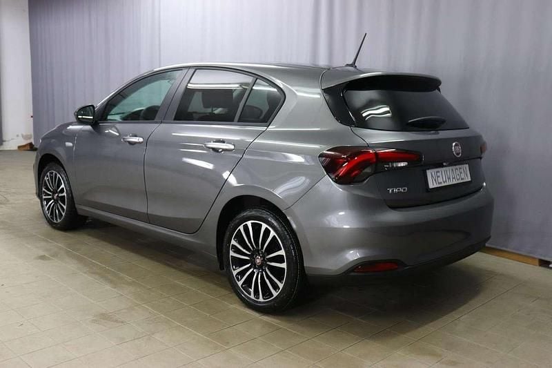 Gebraucht Fiat Tipo City Life 101 PS (74 kW) 2022 Colosseo grau metallic Limousine