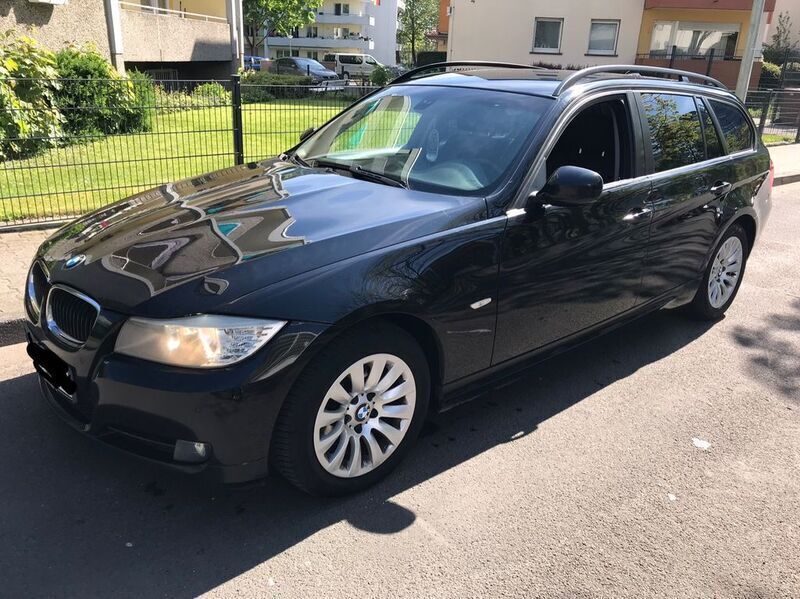 Schwarz Gebraucht 2009 BMW 320 Kombi | 2.550 € (Guter Preis) - Bild 1/4