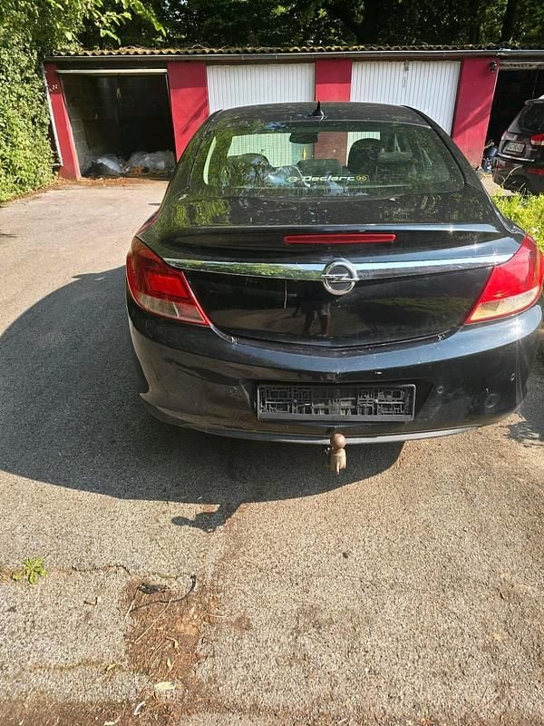Schwarz Gebraucht 2011 Opel Insignia Limousine | 1.249 € (Superpreis) - Bild 1/4