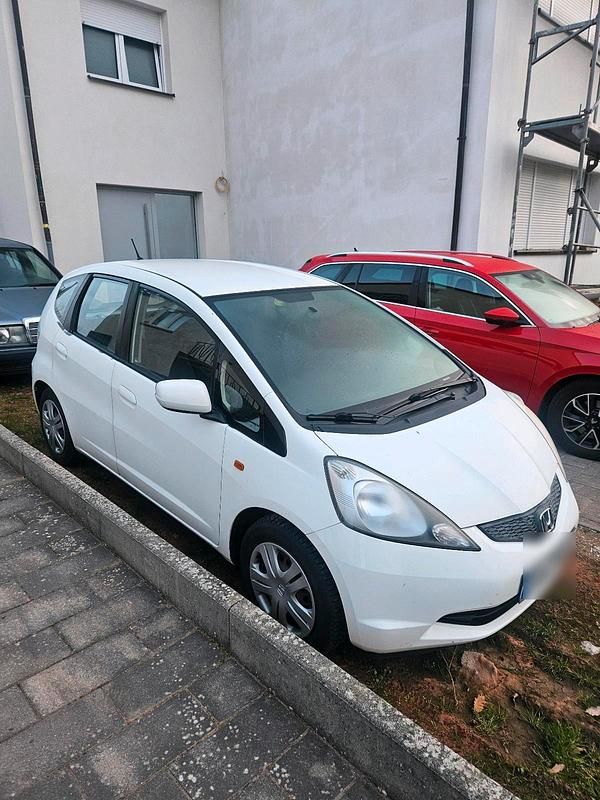 Gebraucht Honda Jazz 95 PS (69 kW) 2010 Weiß Kleinwagen