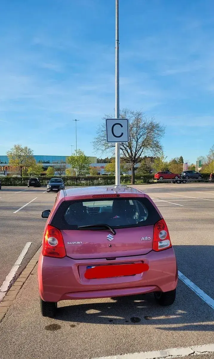 Gebraucht Suzuki Alto 68 PS (50 kW) 2011 Rot Kleinwagen