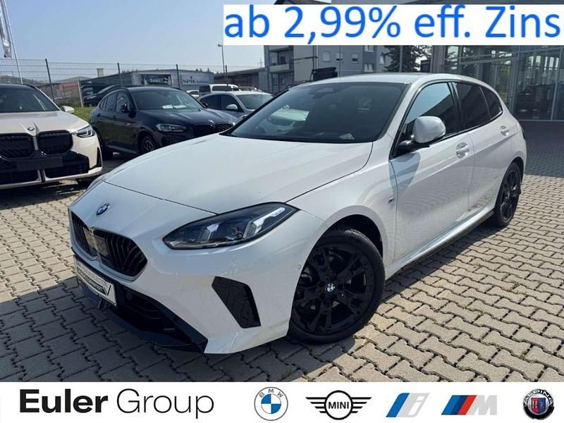 Weiss Gebraucht 2024 BMW 120 Performance Kleinwagen | 34.490 € (Guter Preis) - Bild 1/4